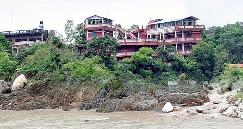 Divine Ganga Cottage Rishīkesh Exteriör bild
